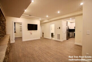 1614 Beacon St, Brookline, MA 02446