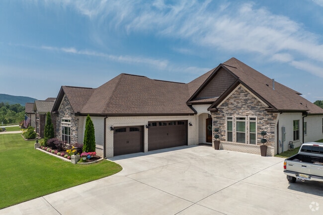 Modern ranch style homes like this can be found in suburbs all over Hobbs Island.