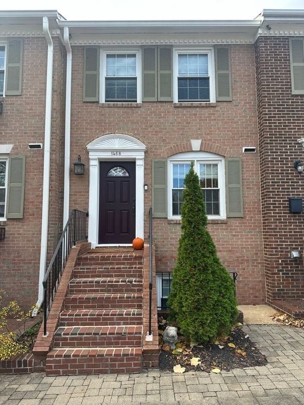 1468 N Quinn St, Arlington, VA 22209