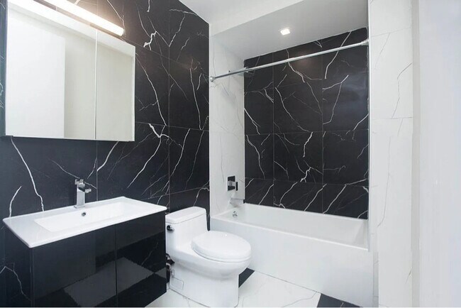 532 E 142nd St unit 3, Bronx, NY 10454 - photo 4