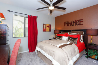 1290 W Horizon Ridge Pkwy, Henderson, NV 89012
