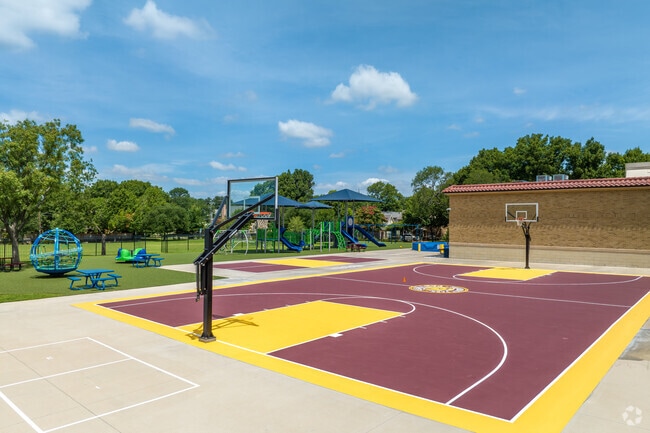 Come play a game a ball on the courts at the University Park Elementary in Dallas, TX.