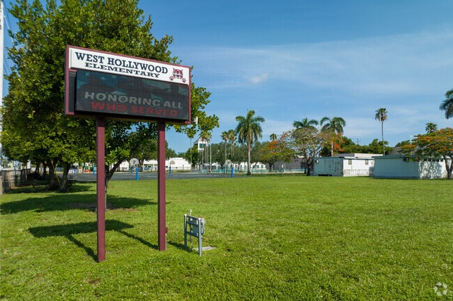 West Hollywood Elementary serving neighbouring Boulevard Heights.
