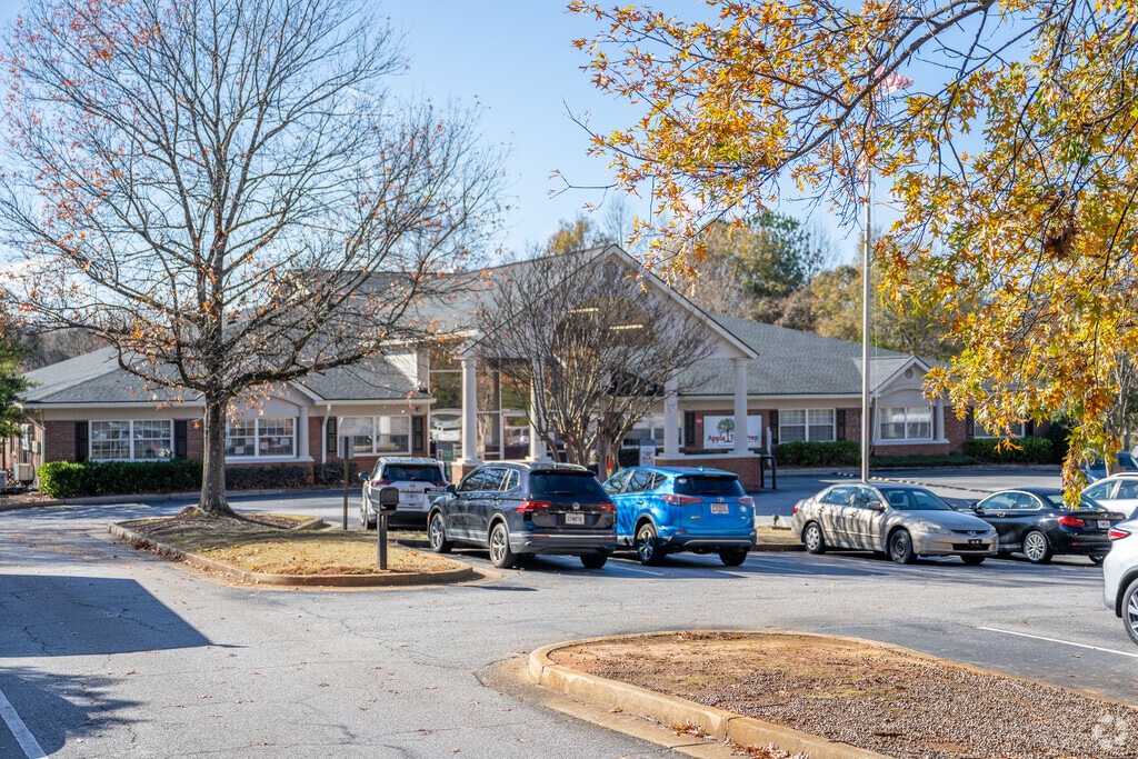 Apple Tree Prep is a fun and loving environment for you children.