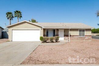 828 N Pine Ct, Gilbert, AZ 85233