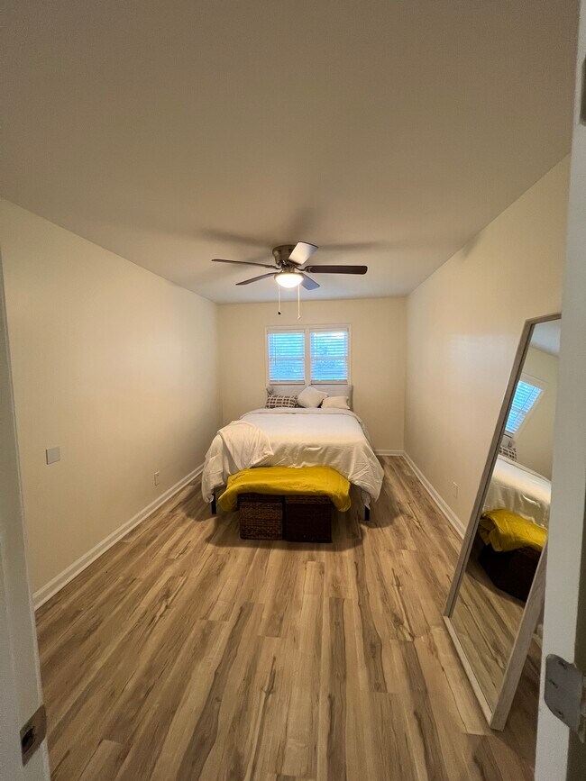 1090 Mayson Turner Rd NW unit Powerhouse Apartment, Atlanta, GA 30314 - photo 7