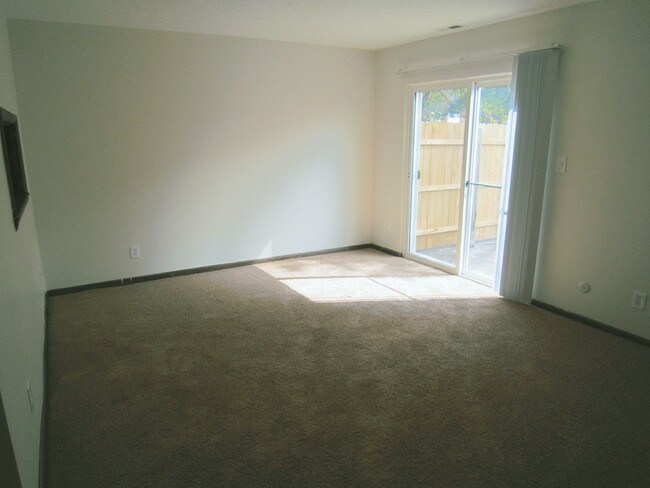 Northtowne Apartments, Columbus, OH 43229 - photo 7