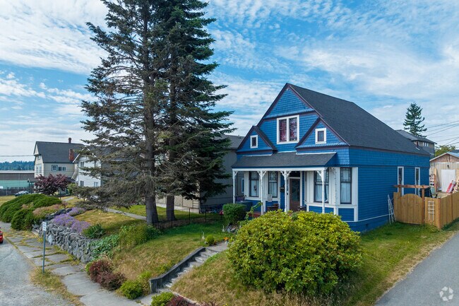 Victorian style homes can be found in Riverside.