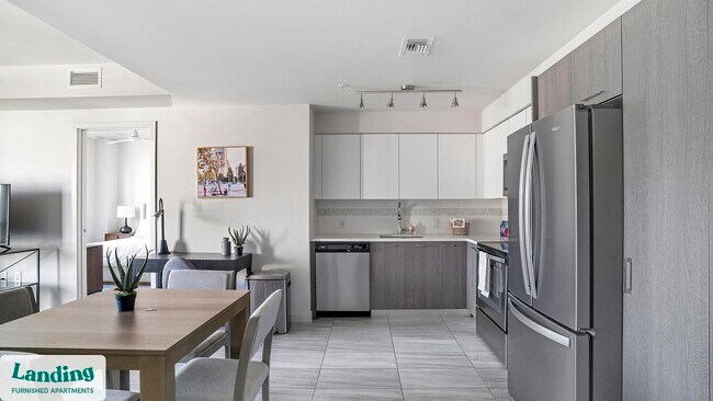 698 NE 1st Ave unit CMW-1903, Miami, FL 33132 - photo 6