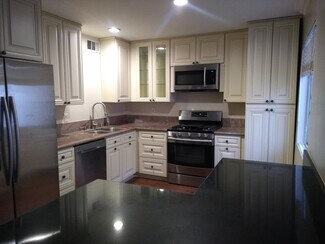 7785 Via Cassano, Burbank, CA 91504