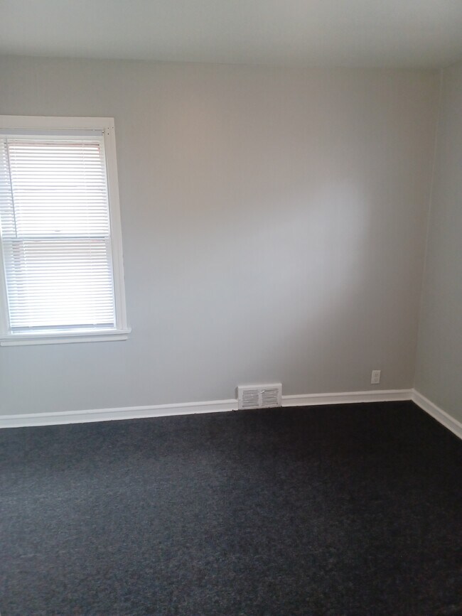 2605 W Victory Ln Unit 2, Milwaukee, WI 53209