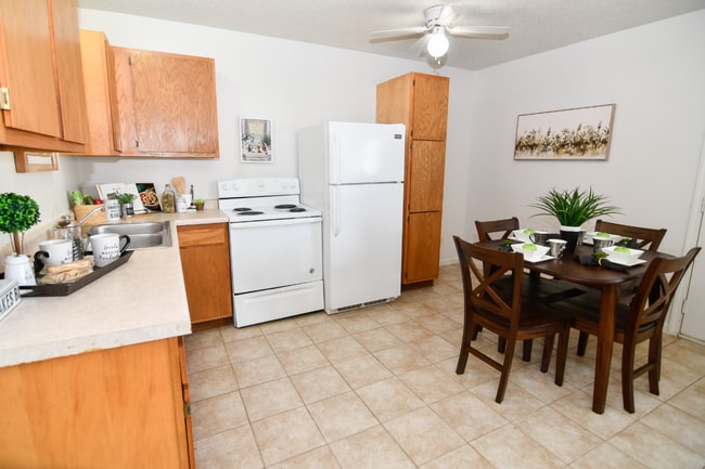 Kadin Trail, Bondurant, IA 50035 - photo 4