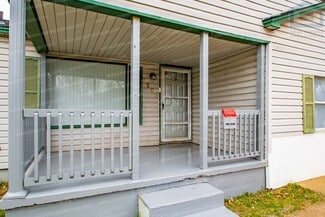 2206 NW 19th St, Lawton, OK 73507