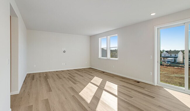 604 Clover Ln, Orange, VA 22960 - photo 7