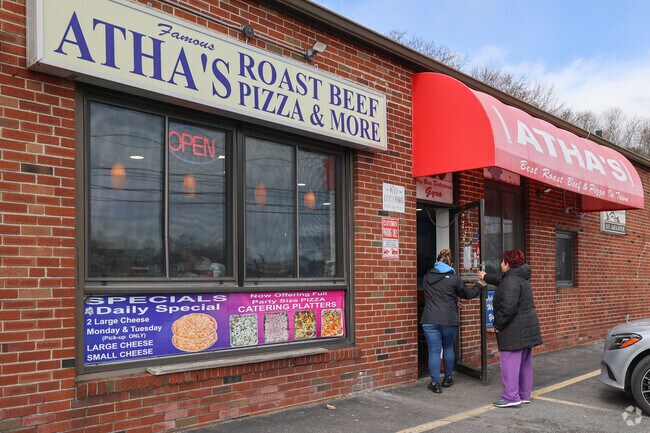 Experience the famous Atha's for roast beef, salads, pizza, and more in Lower Broadway.