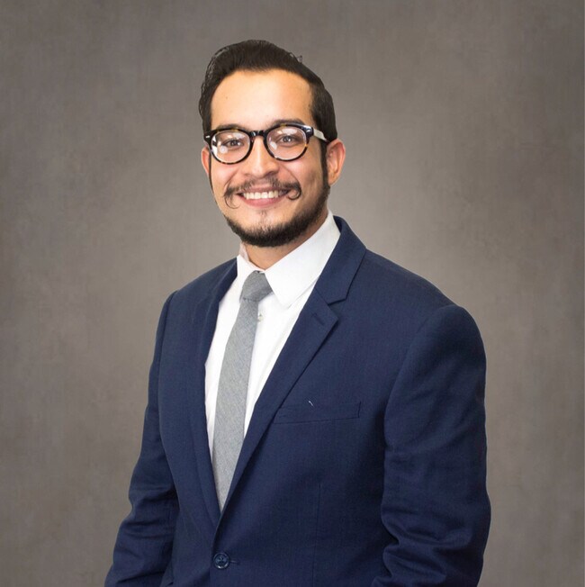 Agent Photo