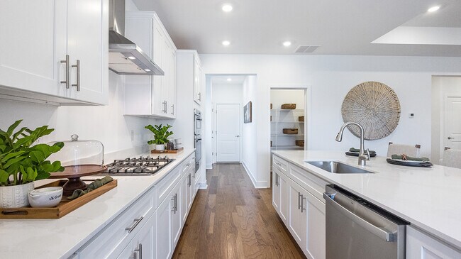 81 Fillmore Dr, Monroe Township, NJ 08831 - photo 6