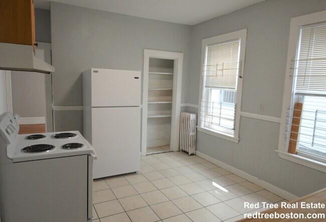 31 Chester St unit 1, Allston, MA 02134 - photo 7