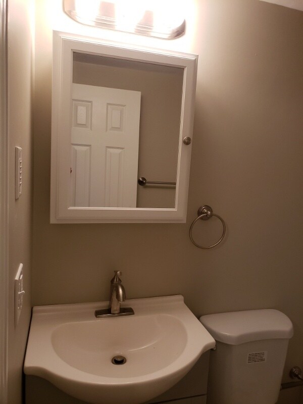 84 E Grove St unit B, Middleboro, MA 02346 - photo 6