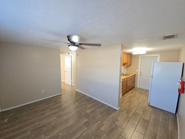 810 6th St SE, Fort Meade, FL 33841 - photo 2
