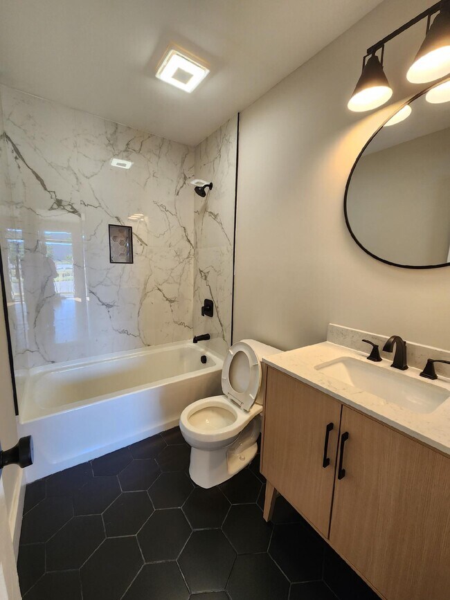 2311 Bull St, Columbia, SC 29201 - photo 3