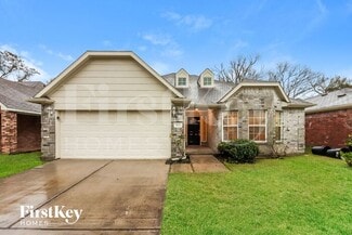 3922 Cary Creek Dr, Baytown, TX 77521