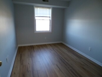 20 Heaths Ct unit 209, Lynn, MA 01905 - photo 6