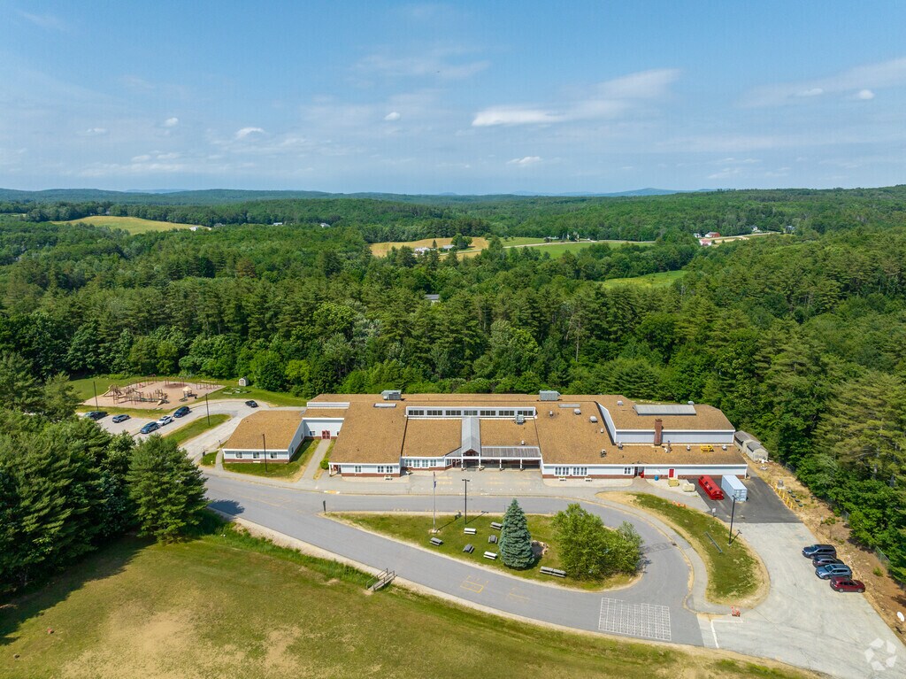 Pittsfield Middle School in Pittsfield serves grades 6-8.