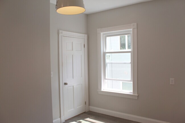 61 Wenham St unit 2, Jamaica Plain, MA 02130 - photo 7