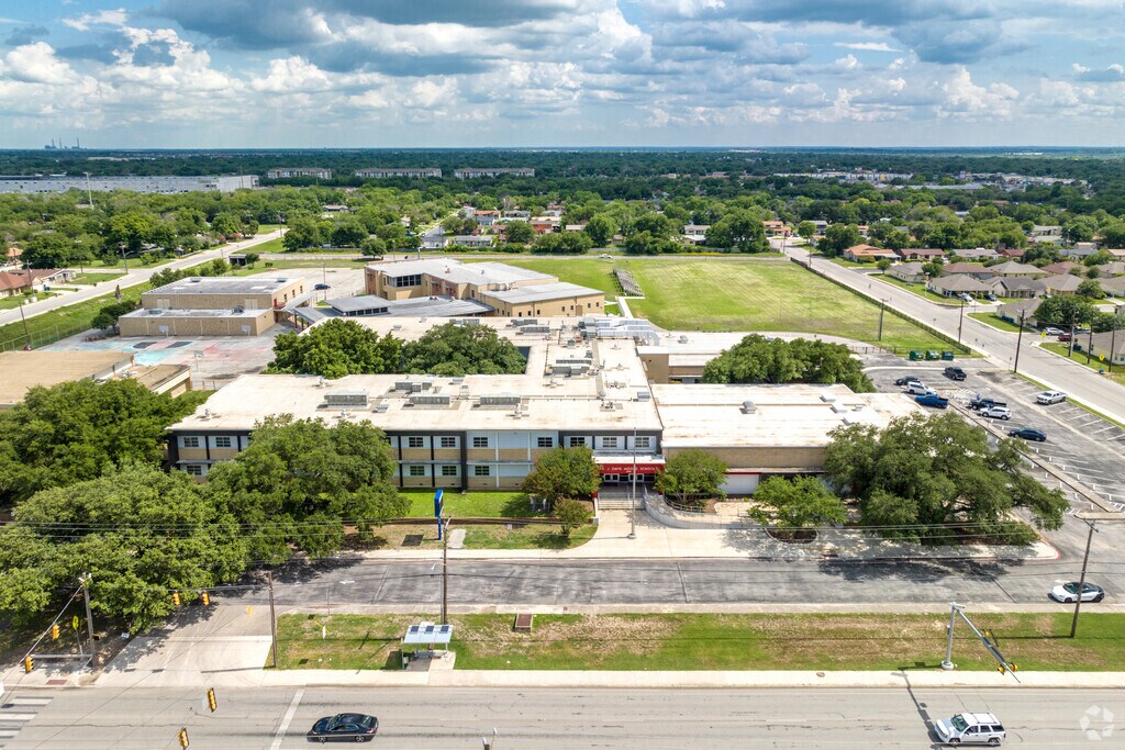 Davis Middle School Serves The East Side Neighborhood Of San Antonio, TX.