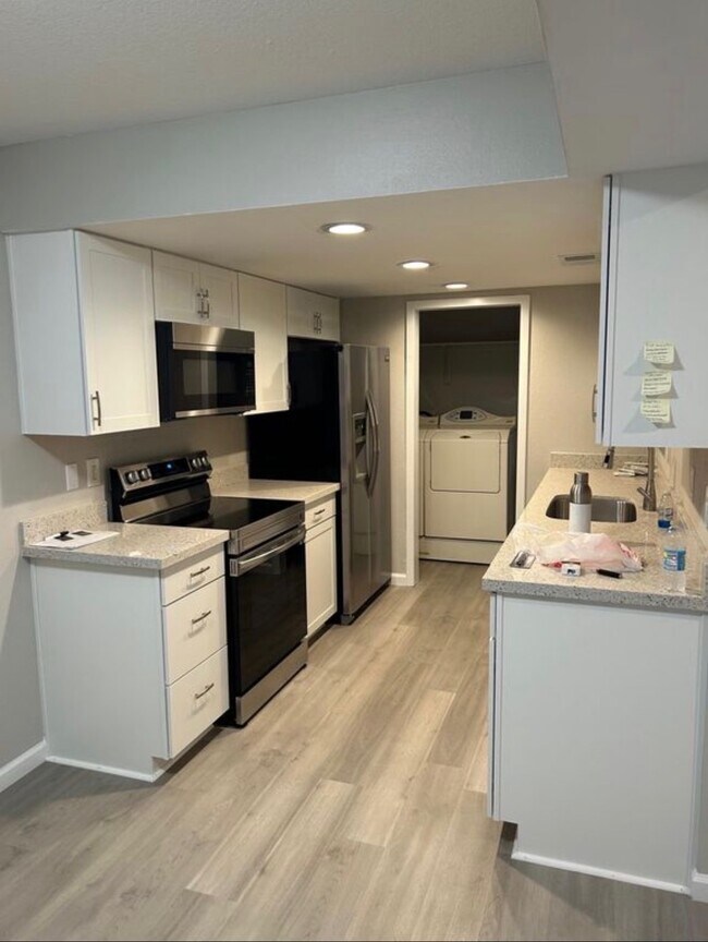 5964 W Augusta Ave, Glendale, AZ 85301