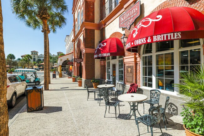 Kilwins, an old fashioned Chocolate Fudge & Ice cream spot with specialty treats.