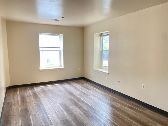 4046 Ogden St unit C, Philadelphia, PA 19104 - photo 4