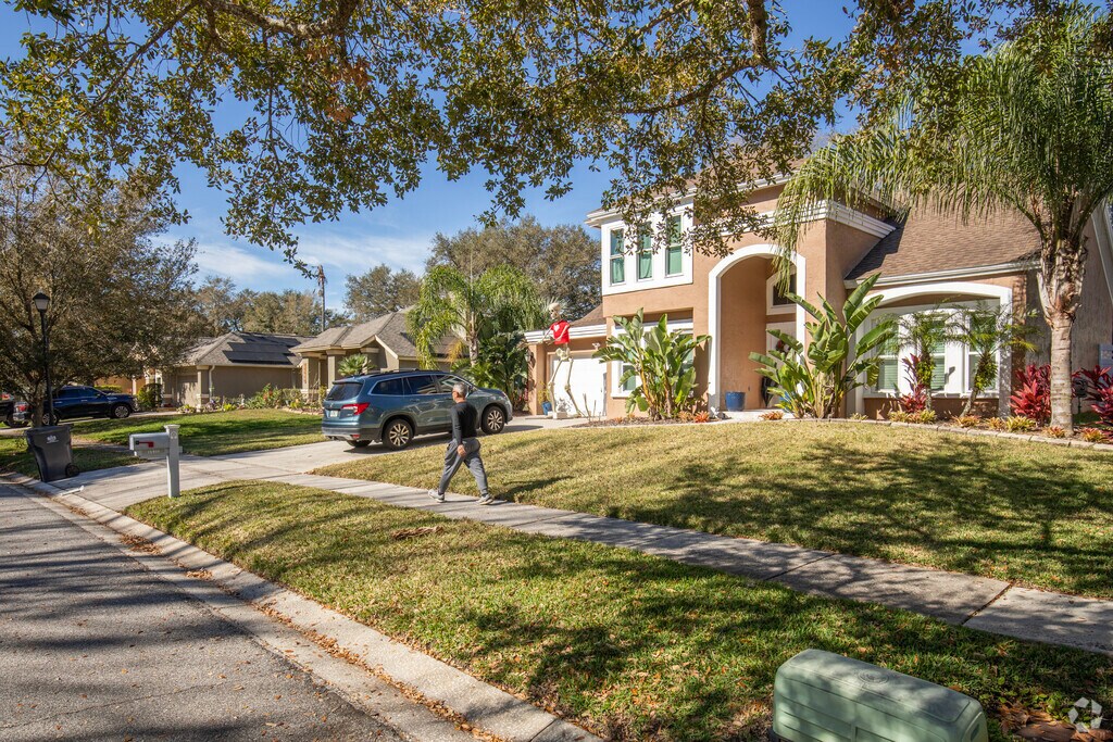 Henley Tampa Palms 15350 Amberly Dr, Tampa, FL