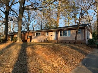 3733 Blandwood Dr, Charlotte, NC 28217