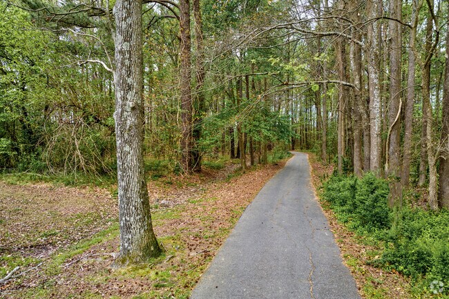 Fairfield Park of Virginia Beach also offers a shaded walking trail.