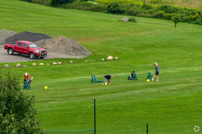 Elm Tree and Stonehedges courses near McLean see frequent play in summer.