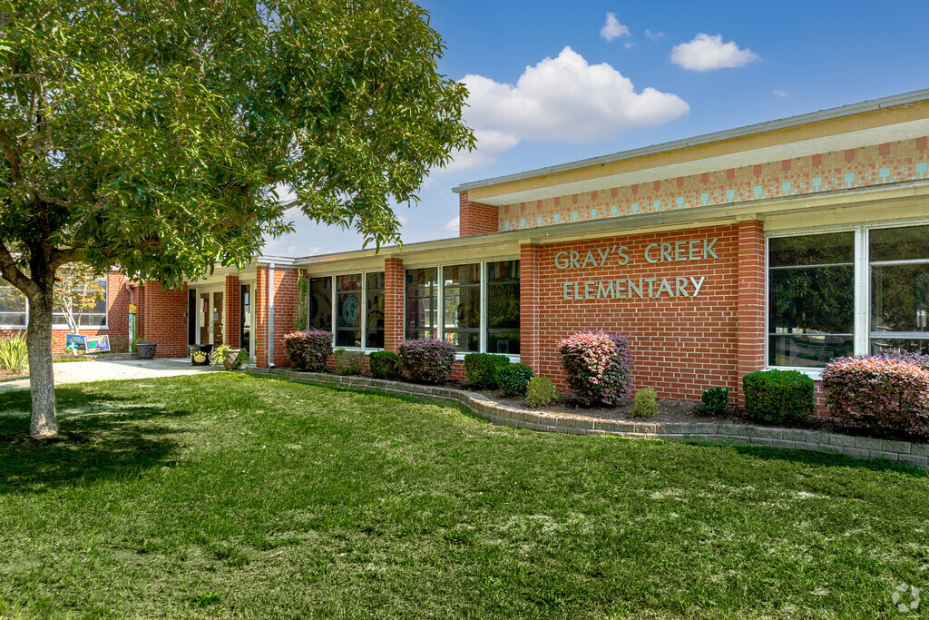 Grays Creek Elementary has a large outdoor play area in Gray's Creek.