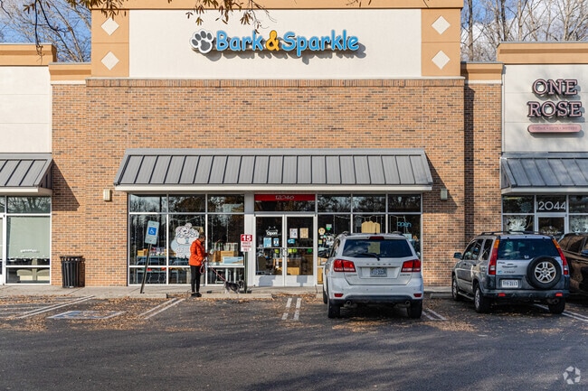 Woodlake residents can bring their pooch to Bark & Sparkle for a trim and a treat.