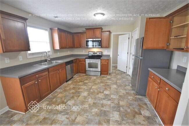 3442 Foster Ridge Tr SW, Snellville, GA 30039 - photo 4