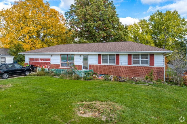 Ranch style homes from the late 20th century can be seen frequently in Washington.