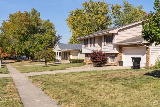 Homes with 2-car garages are common in the Pleasant Hills neighborhood of Normal, IL