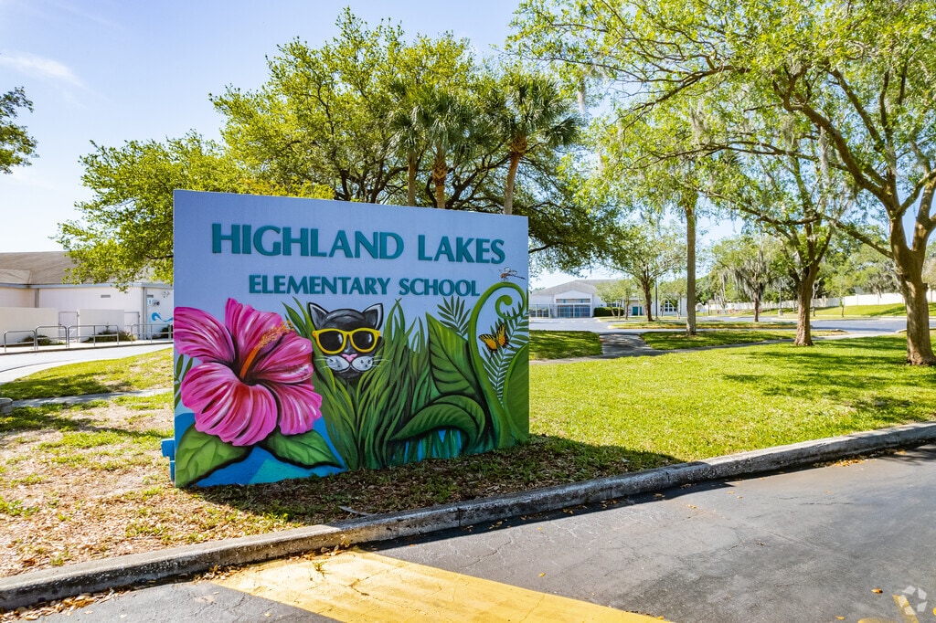 Highland Lakes Elementary School, Palm Harbor FL Rankings & Reviews