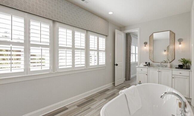 2026 Thatcher Way unit 36478745, Fort Mill, SC 29715 - photo 5