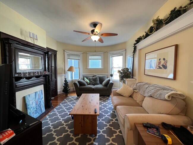 121 Liberty Rd unit 3, Somerville, MA 02144 - photo 7