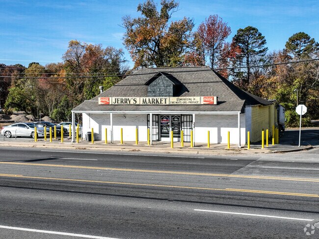 Jerry's Market is a popular store in the Wilson Heights area.