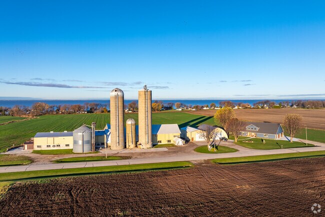 Farmers make up most of Brothertown residents.