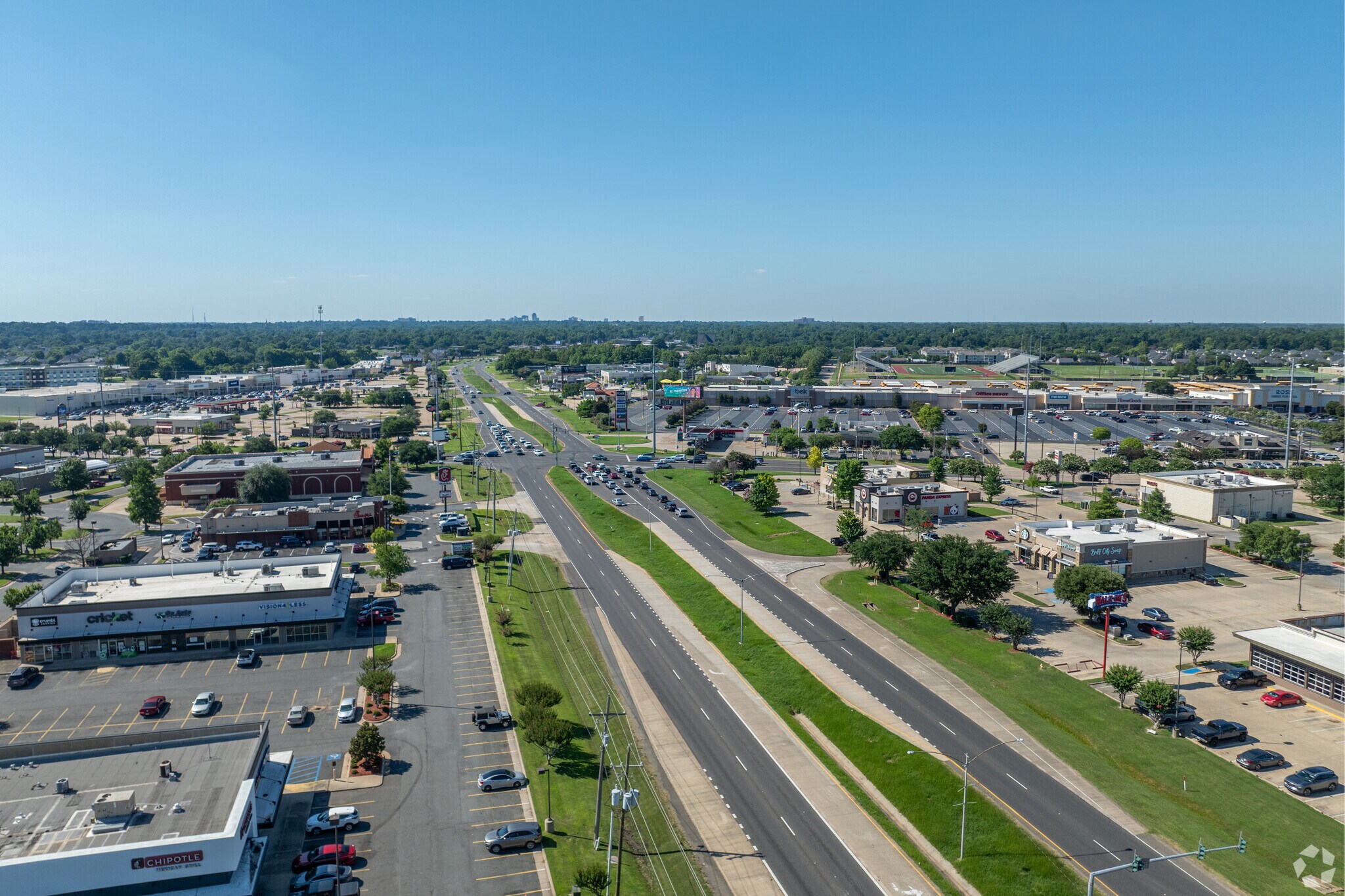 Springlake - University Terrace is a short drive to downtown Shreveport.
