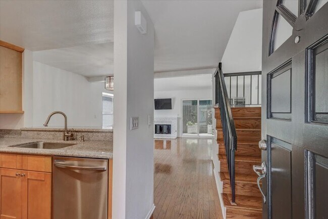 2191 Canyon Dr unit B101, Costa Mesa, CA 92627 - photo 4