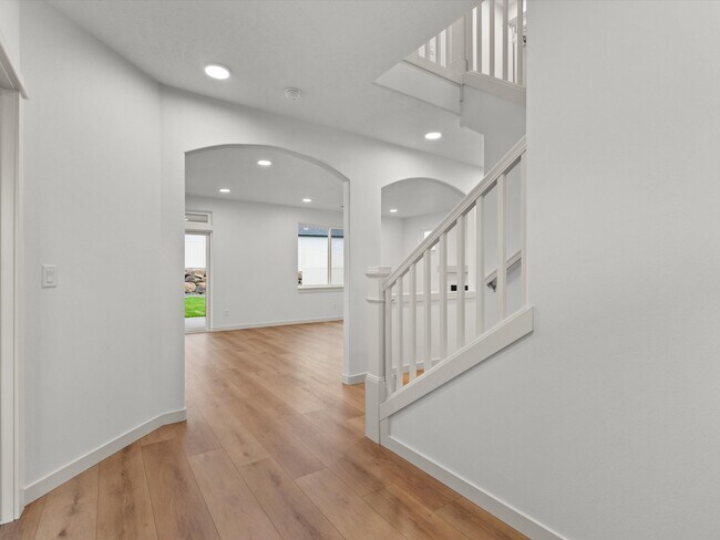 18115 E Barclay Ct, Greenacres, WA 99016 - photo 5